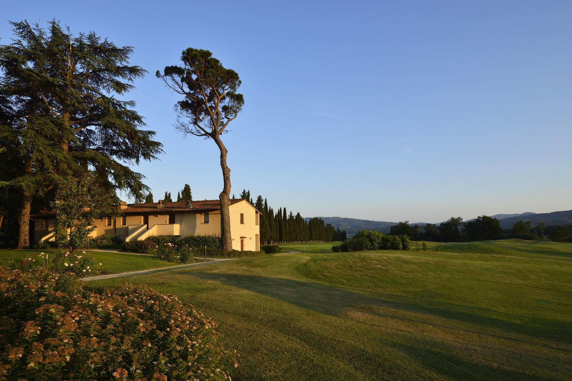Unahotels Poggio Dei Medici Toscana Scarperia Extérieur photo